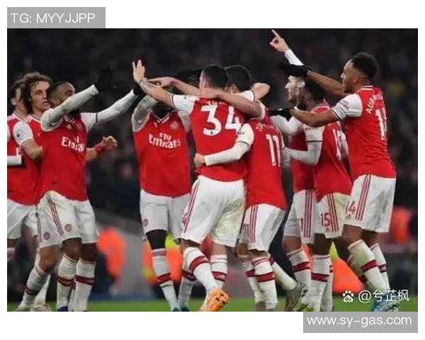 西甲焦点战曼联与AC米兰战平红牌事件引发全场热议